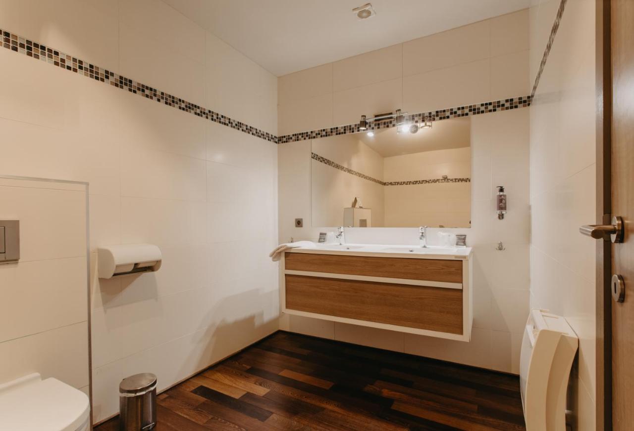 Hotel Le Val-Fayt Bagian luar foto
