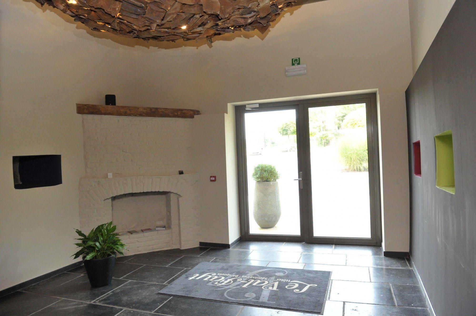 Hotel Le Val-Fayt Bagian luar foto